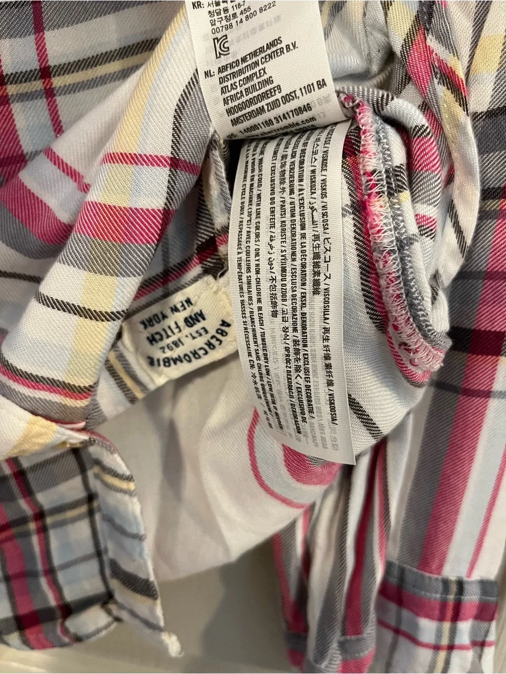 #73 Abercrombie & Fitch Plaid Button-Up Shirt in White, Pink & Gray Large